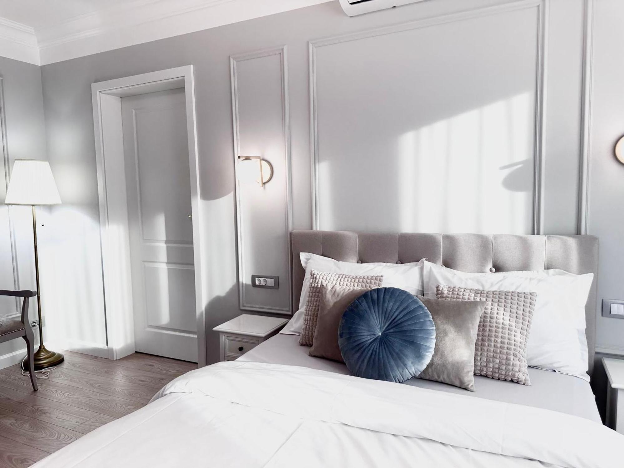 Central Spacious Apartment With Balcony - Alba Carolina Alba Iulia Esterno foto