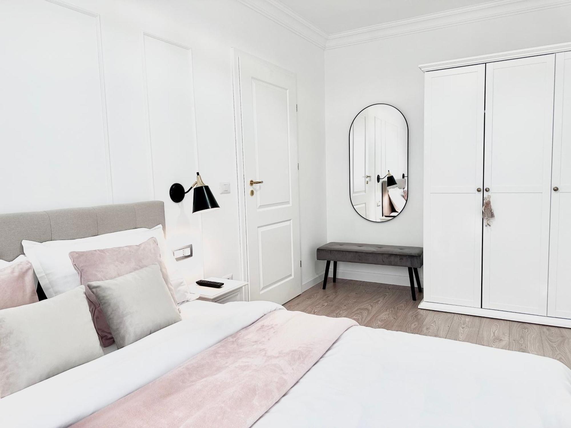 Central Spacious Apartment With Balcony - Alba Carolina Alba Iulia Esterno foto